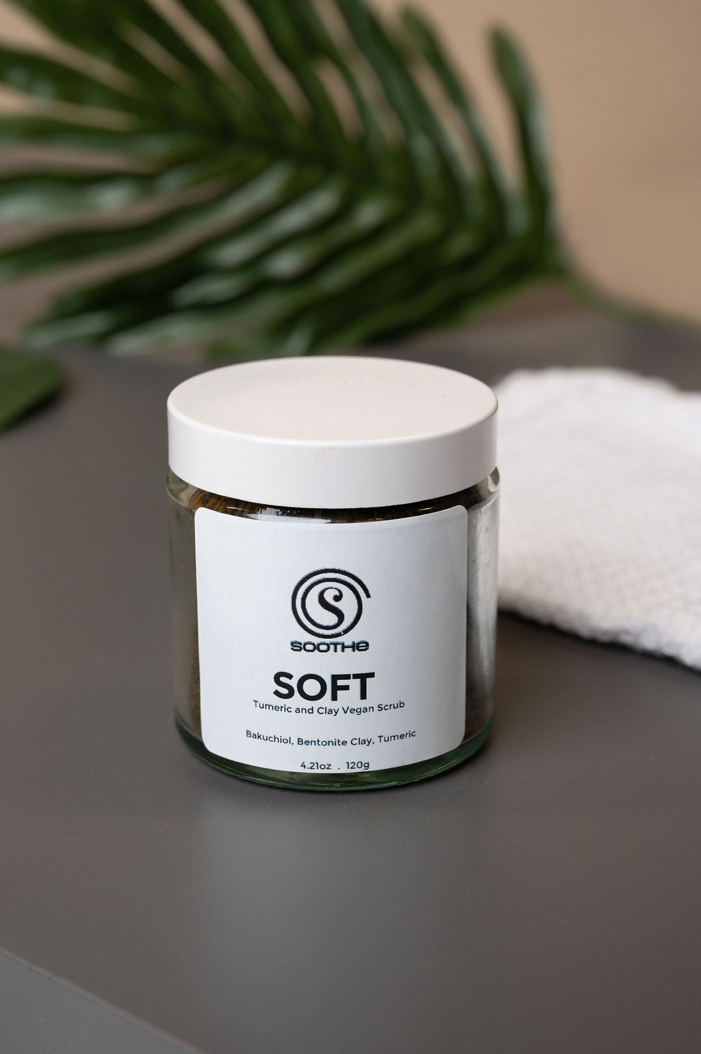 Soft Turmeric and Clay Scrub